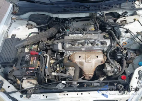 2001 Honda Accord 2.3 Lx from USA, damaged, VIN 1HGCG56401A058638